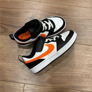 Nike Court Borough Low 2